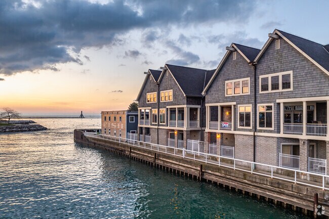 Port Washington, WI