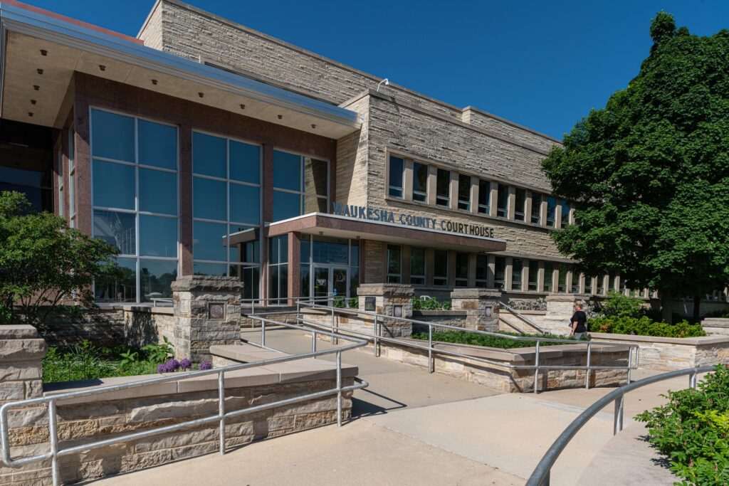 Waukesha County, WI